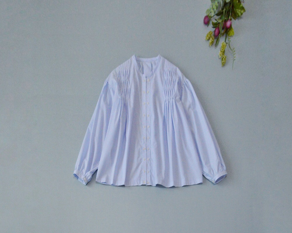 夏用コットン100％ピンタック仕様ダブルボタン付き大人可愛い長袖トップス♪