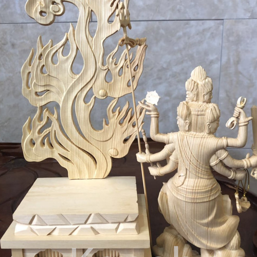 最高級 木彫仏像 大元帥明王立像 一刀彫 天然木檜材 彫刻 仏教
