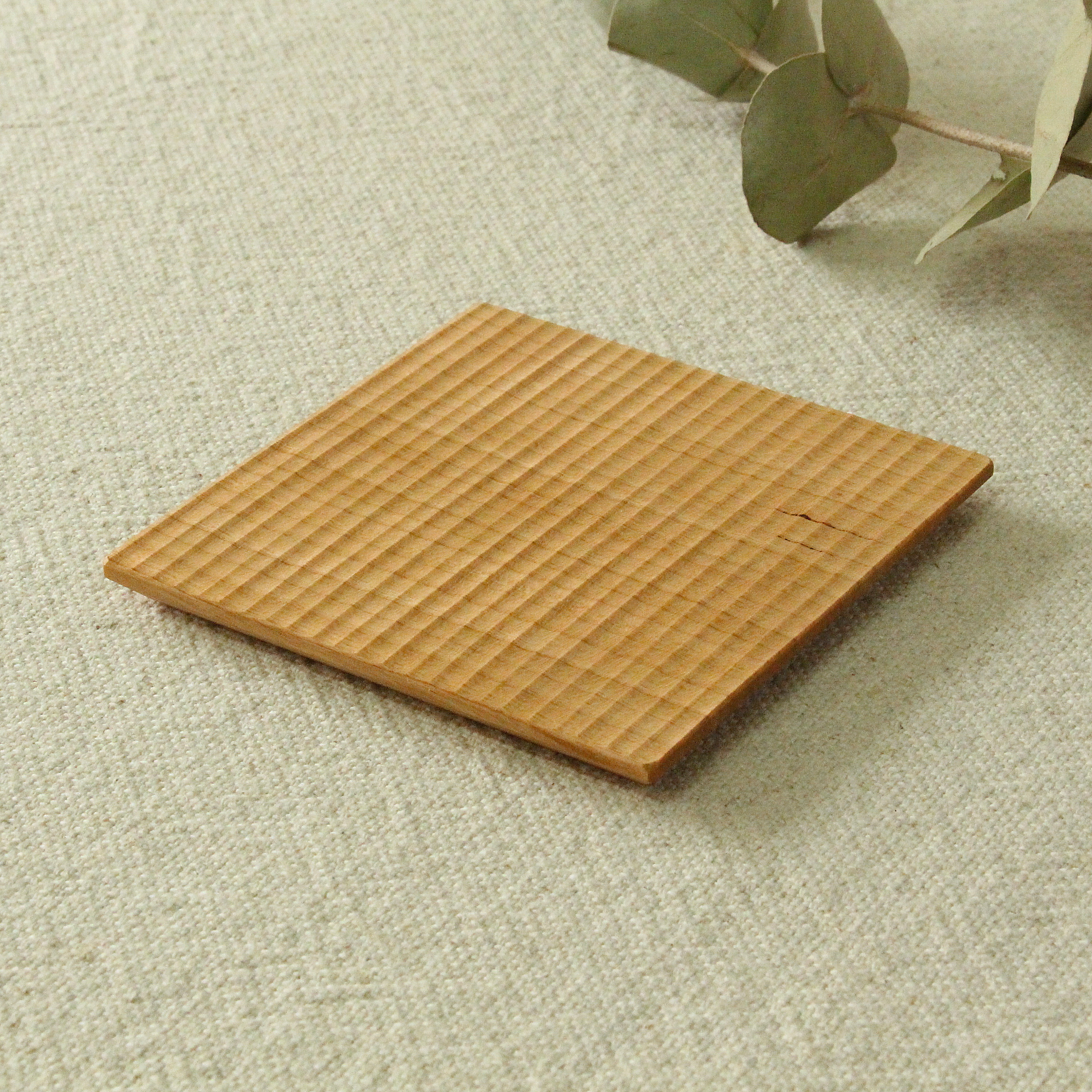 木の平皿105（チェリー）＜四角／鎬（しのぎ）＞ 小皿 ことのは木工舎 通販 14250535｜Creema(クリーマ)