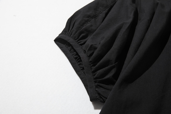 計算されたバランスで、差のつくお洒落を纏う　オーガーニックコットン　半袖シャツブラウス　ブラック220706-8 4枚目の画像