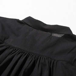 計算されたバランスで、差のつくお洒落を纏う　オーガーニックコットン　半袖シャツブラウス　ブラック220706-8 10枚目の画像