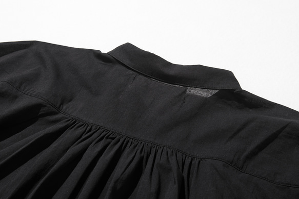 計算されたバランスで、差のつくお洒落を纏う　オーガーニックコットン　半袖シャツブラウス　ブラック220706-8 10枚目の画像