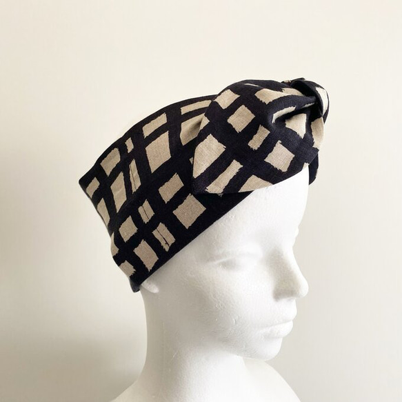 格紋設計♡春夏圍巾，也可當頭巾使用♡自帶冰袋，讓你保持涼爽♡格紋圍脖髮帶 第9張的照片