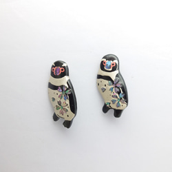 フンボルトペンギン桜螺鈿 漆ブローチ 3枚目の画像