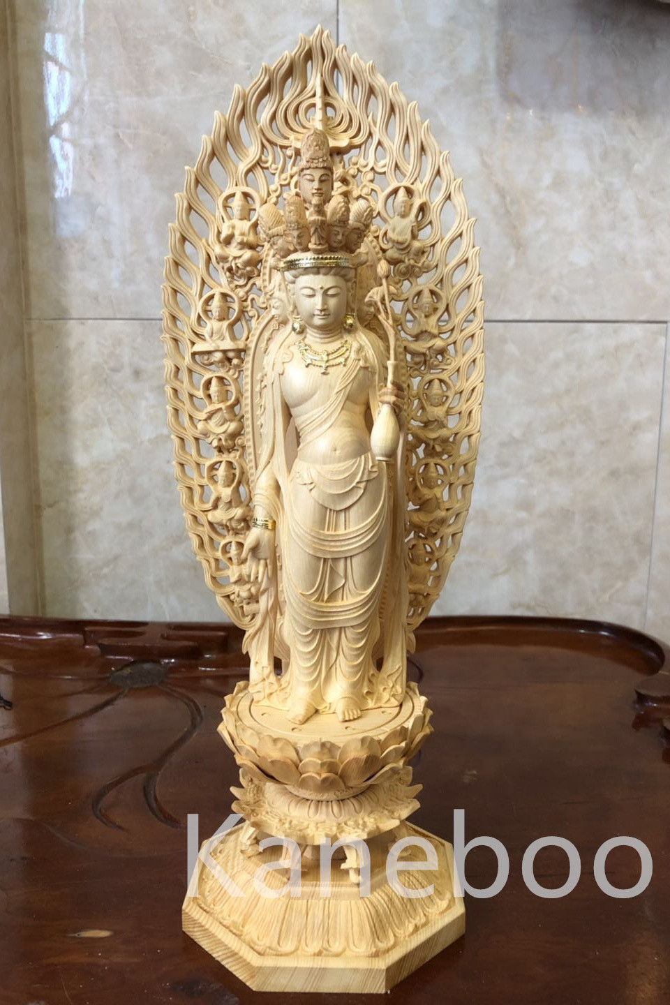 木彫り イチイ材　聖観音立像　銘あり　木彫り　観音様　s239