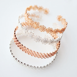 『在庫処分価格』金アレ対応 真鍮製 メタリック レース バングル 1個 1枚目の画像