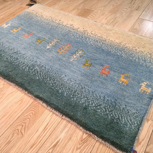 商談中】ペルシャ ギャッベ 玄関マット 横柄 88x55cm 風景 水色