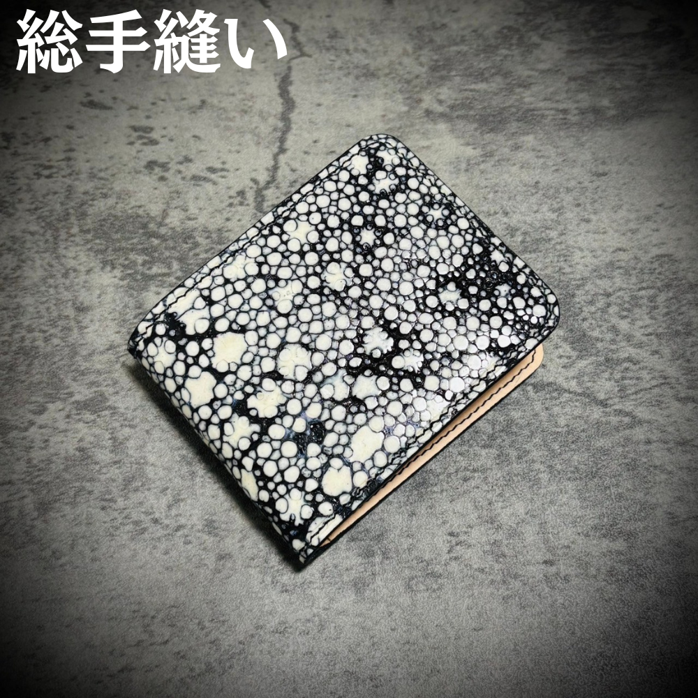 総手縫い スタースティングレイ ミニ財布 ガルーシャ ブラック 黒 2 スタースティングレイ 二つ折り 財布 総手縫い 梅花皮 折財布