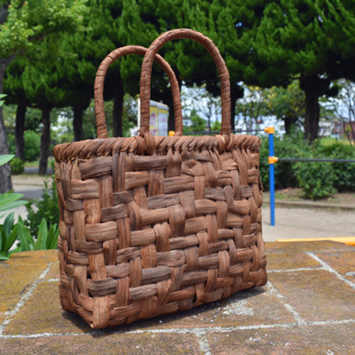 山葡萄籠バッグ | 太め網代編み | (約)幅25cm×奥行10cm×高さ20cm 山葡萄籠バッグ | 太め網代編み | (約)幅25cm×奥行10cm×高さ20cm
