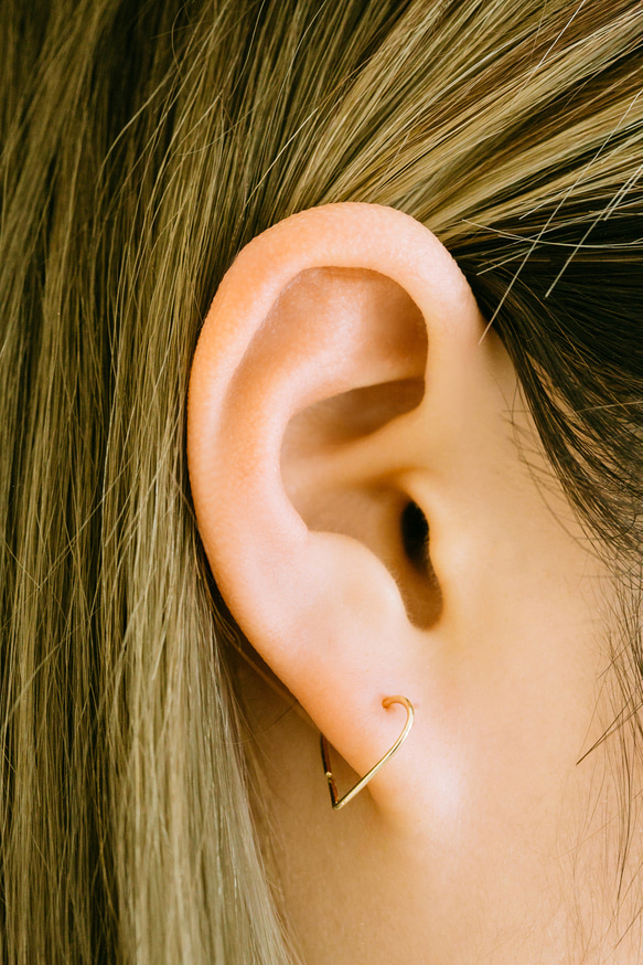 14K金 ゴールド ハート ヒンジ リング 耳 鼻 軟骨 ヘリックス トラガス フープイヤリング ピアス 9枚目の画像