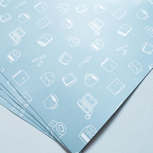 デザインペーパー:机の上のものたち<水色> その他雑貨 ととまい 通販