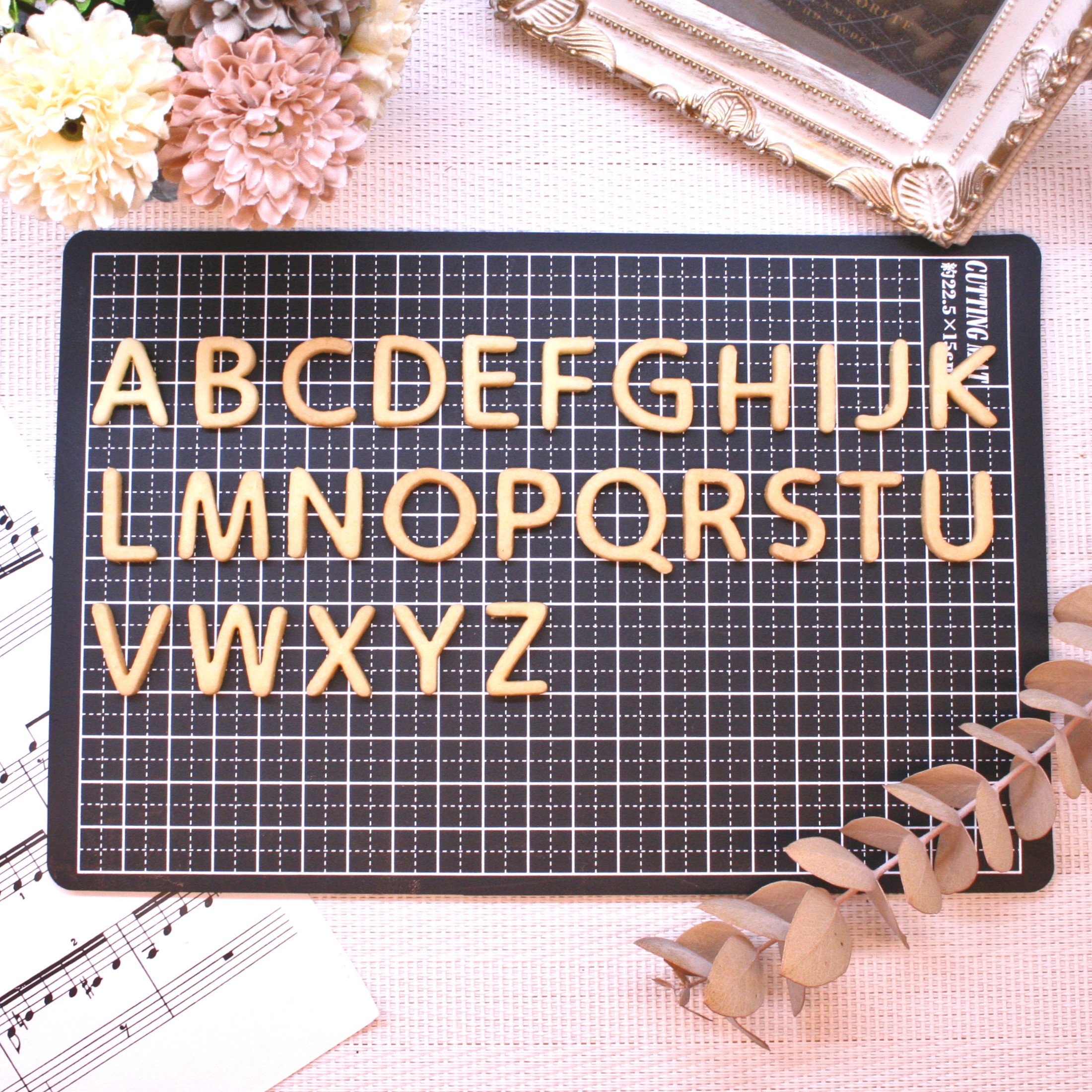 20サイズ「アルファベット大文字【標準幅】/丸ゴシック」イジェクタ式クッキー型　25種セット販売