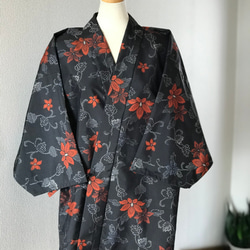 村山大島紬 着物リメイク 作務衣 華唐草模様織出し 華やか和の上