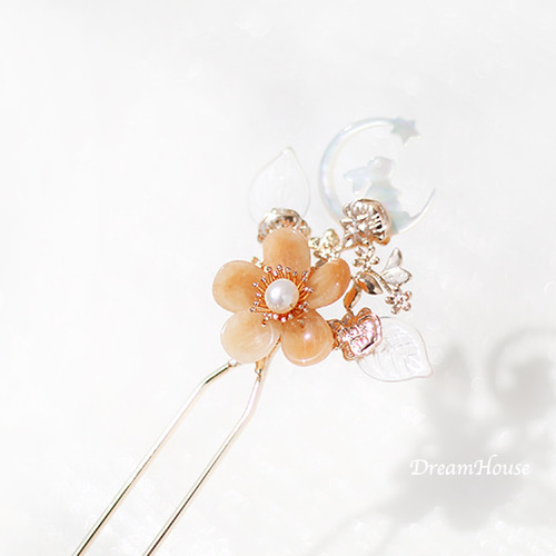 花月のかんざし＊天然石＊蝶貝＊簪＊着物和装 かんざし