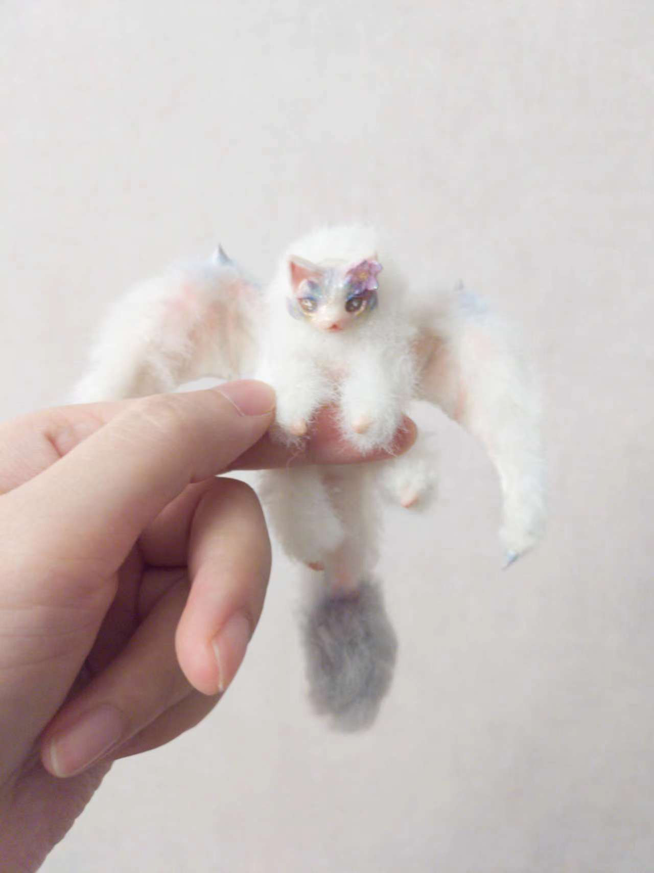 受注生産　不思議動物、毛布ネコドラゴン