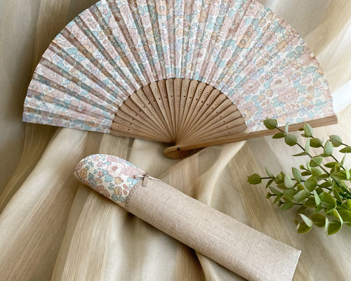 完璧すぎるが故三度も グレーと淡いピンク 桜模様 扇子 （楽天市場】扇子 桜柄 女性用 服＆ファッション小物