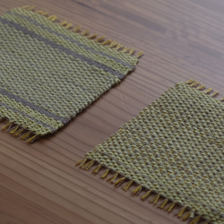 淡いレモン色の手織りコースター　2枚1セット 4枚目の画像