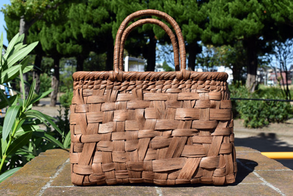 山葡萄籠バッグ | 太め網代編み | (約)幅33cm×奥行10cm×高さ22cm