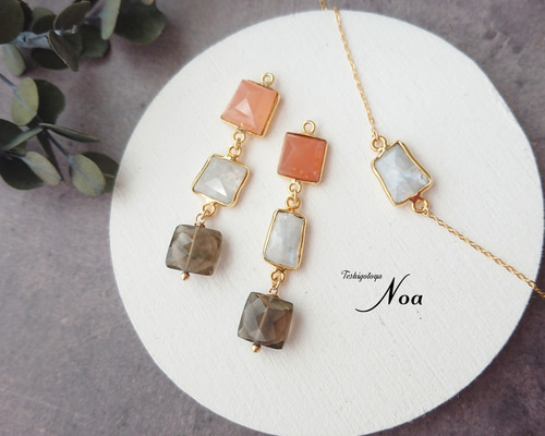 3 color stone earring 【オレンジ&レインボームーンストーン