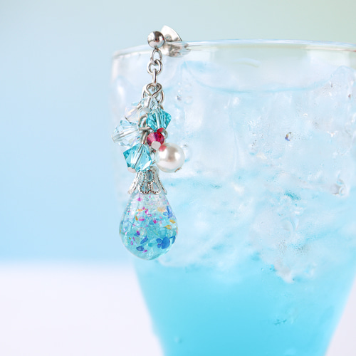 ブルーアパタイト》クリームソーダ ピアス イヤリング マリンソーダ 夏 