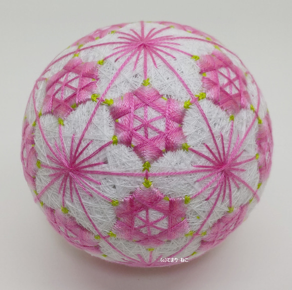 手鞠“梅花”白底粉紅色 9cm Temari Temari Temari 第2張的照片