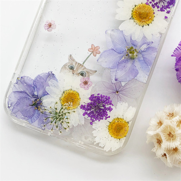 『千鳥草＆紫陽花＆猫柄』スマホリング iPhone15Pro/SE/Xperia10IV/GALAXYS23押し花ケース 8枚目の画像