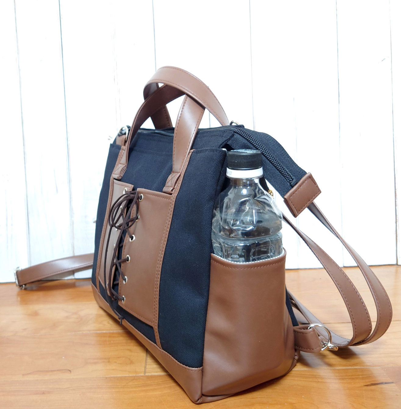 4way8号黒の帆布と焦げ茶合皮の編み上げ四角いリュック+バック(横型)(受注製作) 4way8号黒の帆布と焦げ茶合皮の編み上げ四角いリュック+バック(横型)(受注製作)