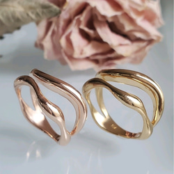 上質な2連ウェーブゴールドリングダブルアームSV925(RS-217)重ね付け風