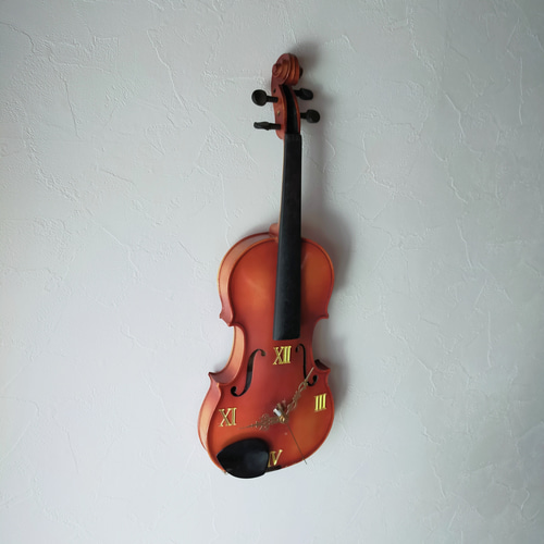 『極美品』　RHYTHM バイオリン型　時計　オルゴール　スタンド付き リズム製品情報 | 4RN418RH06