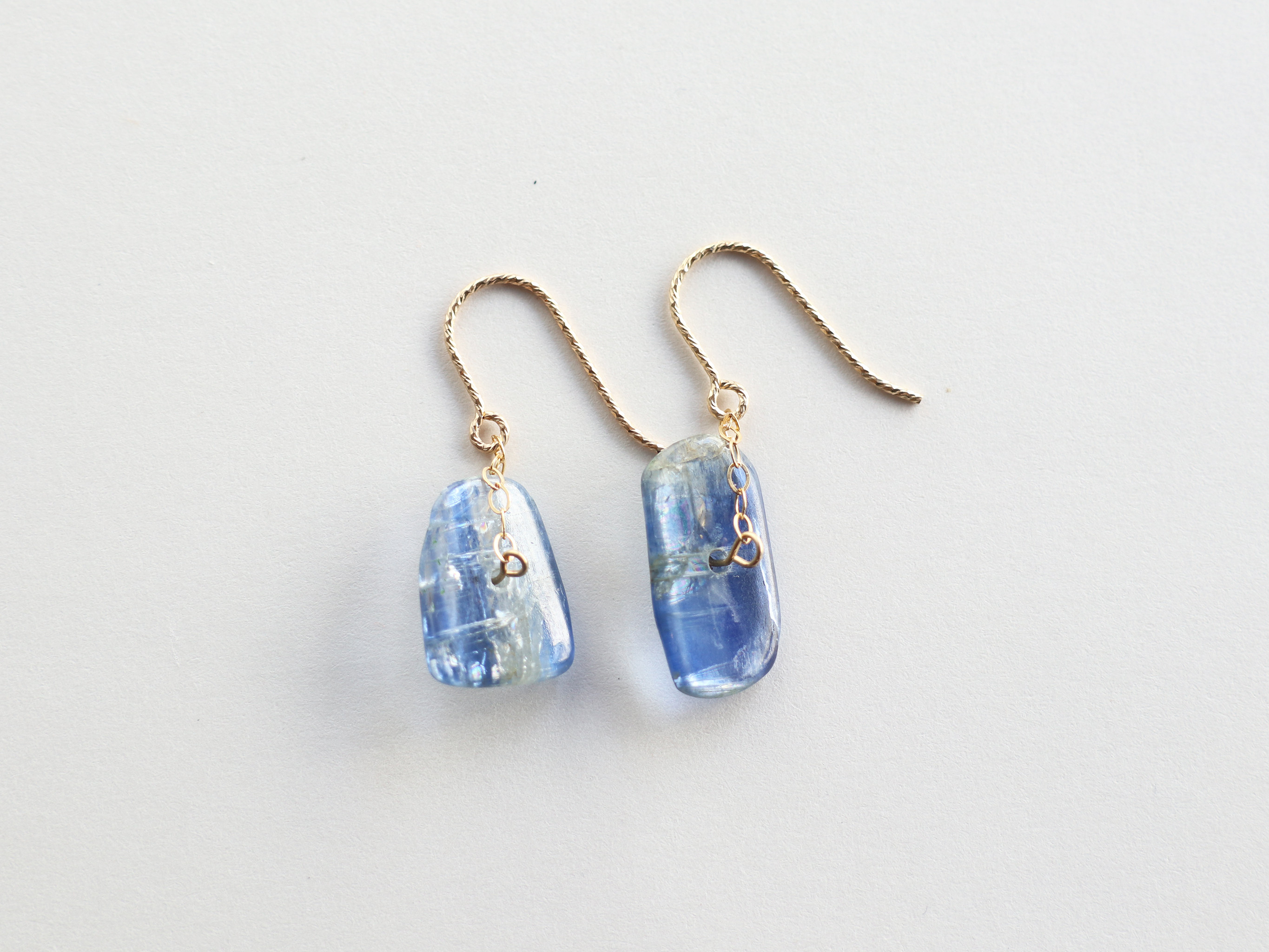 一点もの◆ItoMe Stone◆ピアス＊カイヤナイトジャジャルコット産 PN：IPS-154