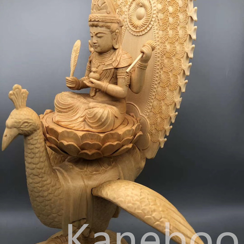 最高級 木彫り 仏像 孔雀明王立像 一刀彫 天然木檜材 彫刻 仏教工芸