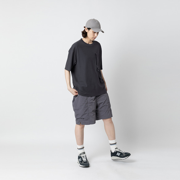 TMCAZ Smock Pocket Tee [チャコールグレー] アシンメトリーデザイン 登山ポケット半袖Tシャツ 綿100% 9枚目の画像