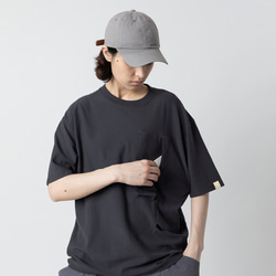 TMCAZ Smock Pocket Tee [チャコールグレー] アシンメトリーデザイン 登山ポケット半袖Tシャツ 綿100% 2枚目の画像