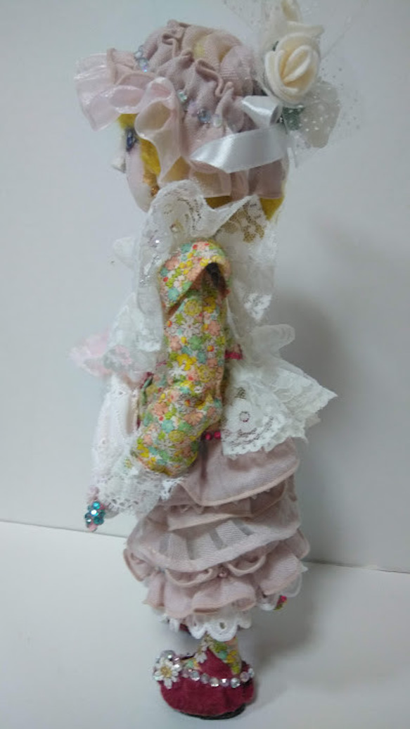 『パラソルを持ったマドモアゼル』創作人形 　アンティークドル風　プレゼント　オシャレ　パーティー 8枚目の画像