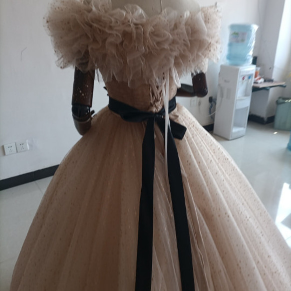 カラードレスシャンパン色 ソフトチュール ロングトレーン 取り外しオフショルダー 結婚式/披露宴 二次会 二次会 ドレス