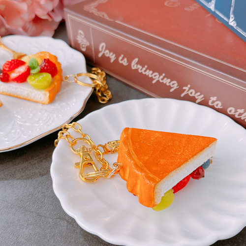 7種のフルーツタルト バックチャーム♡一番人気♡フォーク付き☆ 誕生