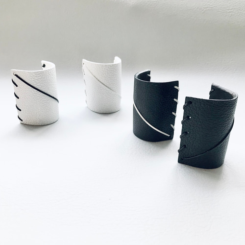 hair cuff／Black》選べる革ひもカラー・レザーポニーフック モードな