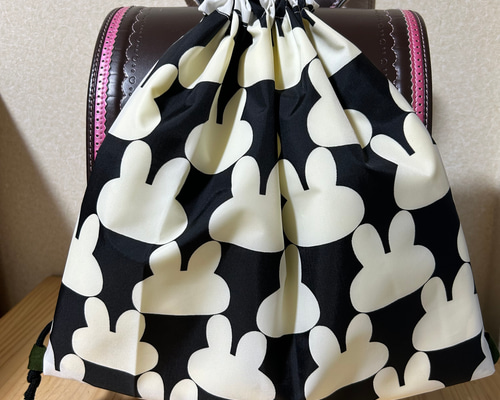 再販】可愛いうさぎちゃん 黒×白 ナイロンオックス 体操着入れ