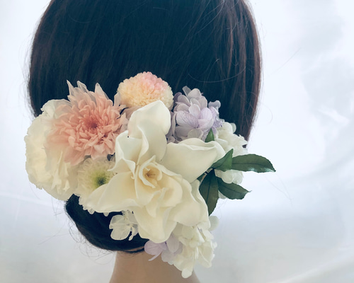 髪飾りプリザーブドフラワー（クチナシと菊の髪飾り前撮り・和装・写真