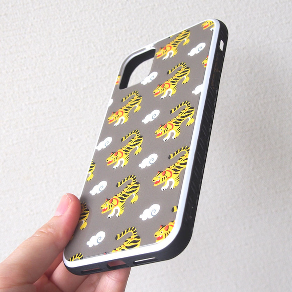 強化玻璃 iPhone 保護殼 [Zuiun 和 Tiger Hariko] #相容於 iPhone15 第3張的照片