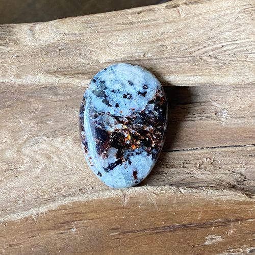 レア鉱物 アストロフィライト 和名「星葉石」ルース 01 天然石 天然石