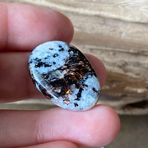 レア鉱物 アストロフィライト 和名「星葉石」ルース 01 天然石 天然石