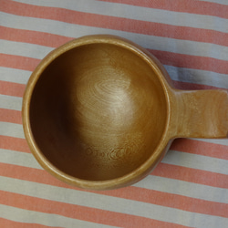 カナダ国旗のメープルの一木彫りコーヒーカップ 9枚目の画像