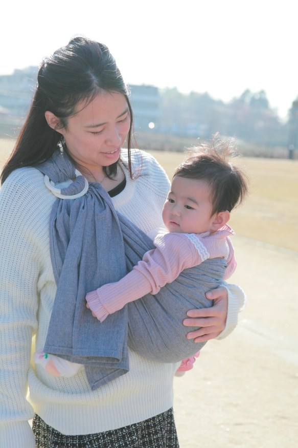 子育てが楽になる　最強スリング！！　人気のしじら織り♪　＜藍色＞　 2枚目の画像