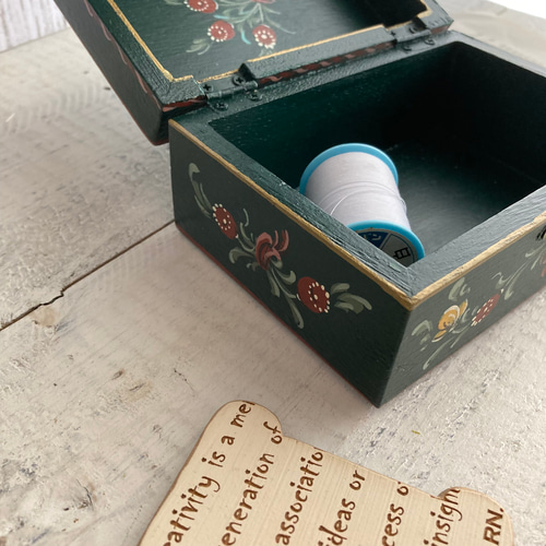 トールペイント】小物入れ 01 ダークグリーン その他インテリア雑貨