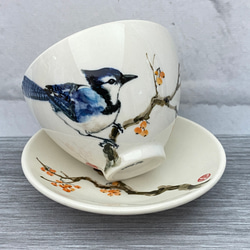 釉下彩手繪下午茶杯組。冠藍鴉雀。青背山雀。細尾鷯鶯。知更鳥 第1張的照片