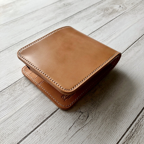 完成品 コードバン(新喜皮革) ナチュラル 二つ折り財布 二つ折り