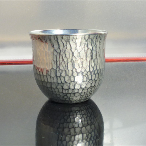 継山造　本錫製　鳥蝶文　盃　ぐい呑み　5客　時代箱　N 4103 継山造 本錫製 鳥蝶文 盃 ぐい呑み 5客 時代箱