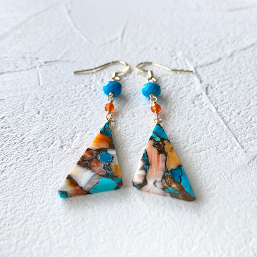 ○大粒オイスターカッパーターコイズのサマートライアングル・ピアスor  