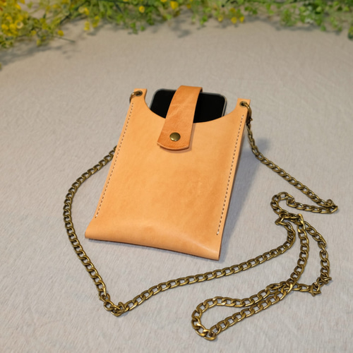 【限定品】 手縫い自家製オイルレザーのスマホポシェット スマホポシェット ショルダーバッグ